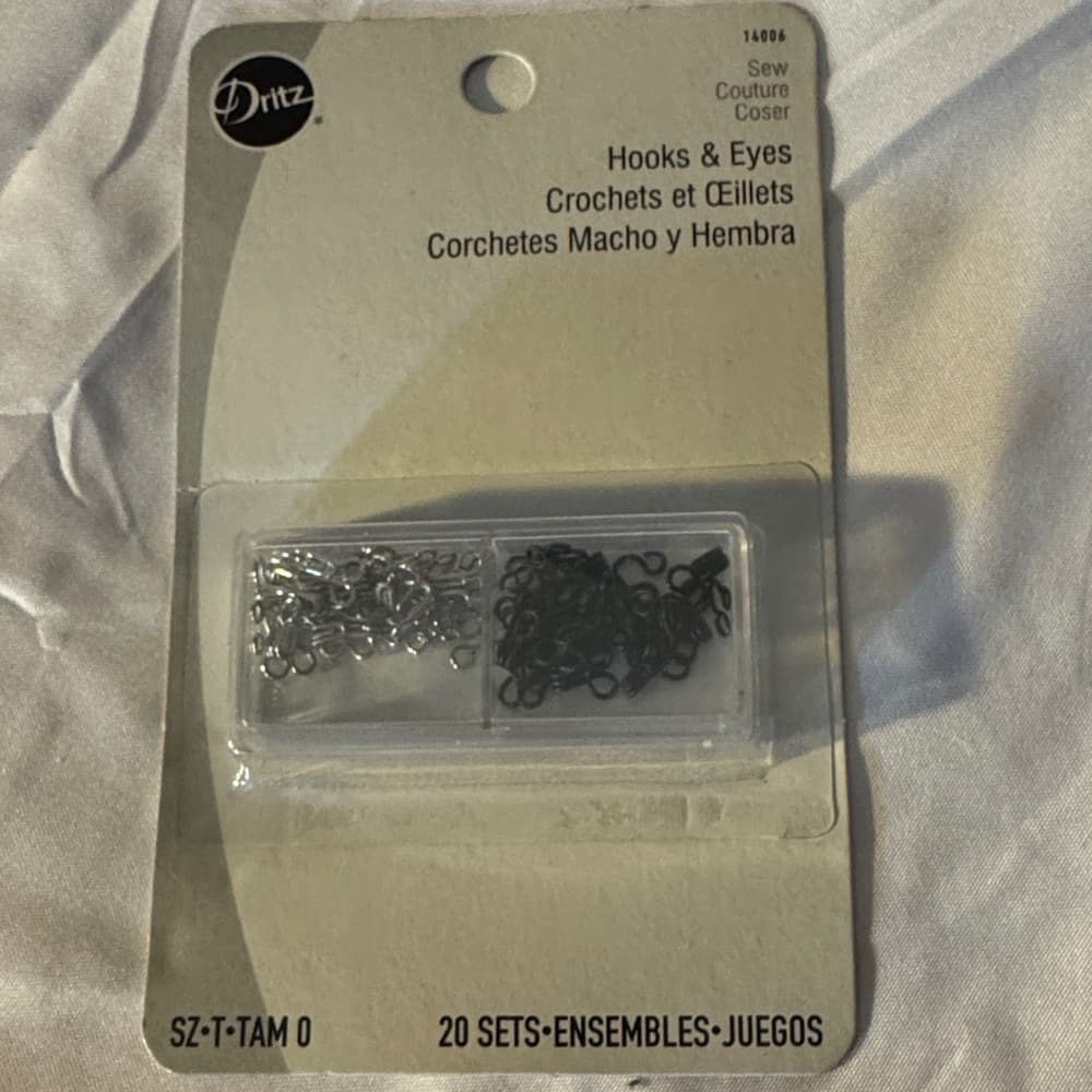 ★ Dritz Hooks & Eyes Size 0 Sewing Closures 20 Sets New Craft Supply