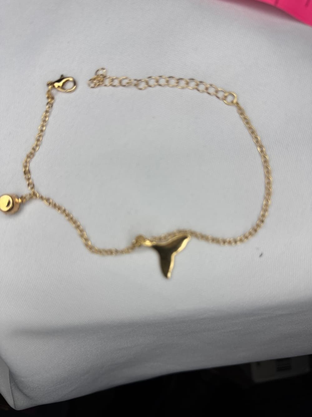 Gold Tone Shark Tooth Charm Bracelet Adjustable Dainty Chain
