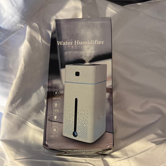 Elegant White Water Humidifier - Thumbnail 2