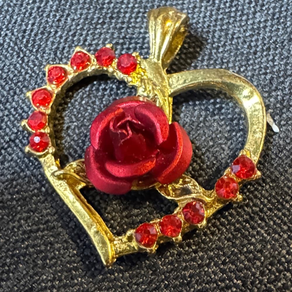 Gold Heart Pendant with Red Rose Accents - Thumbnail 3