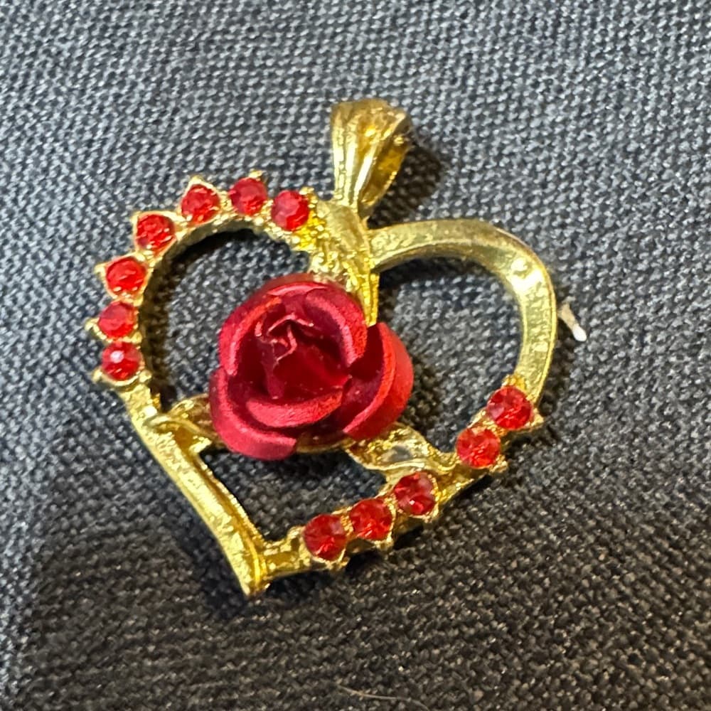 Gold Heart Pendant with Red Rose Accents - Thumbnail 2