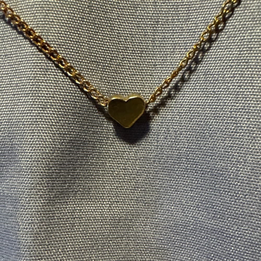 Elegant Gold Layered Necklace with Heart Charm
