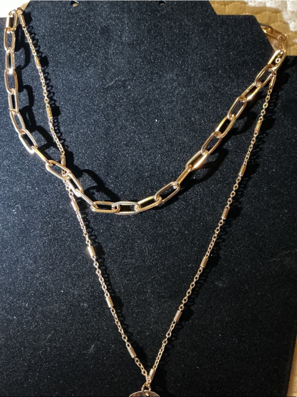 Layered Gold Chain Necklace Coin Pendant Paperclip Chain - Thumbnail 3