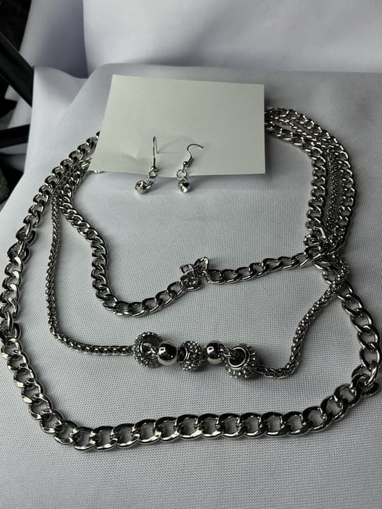Layered Silver Tone Chain Necklace & Rhinestone Drop Earrings Set - Thumbnail 5