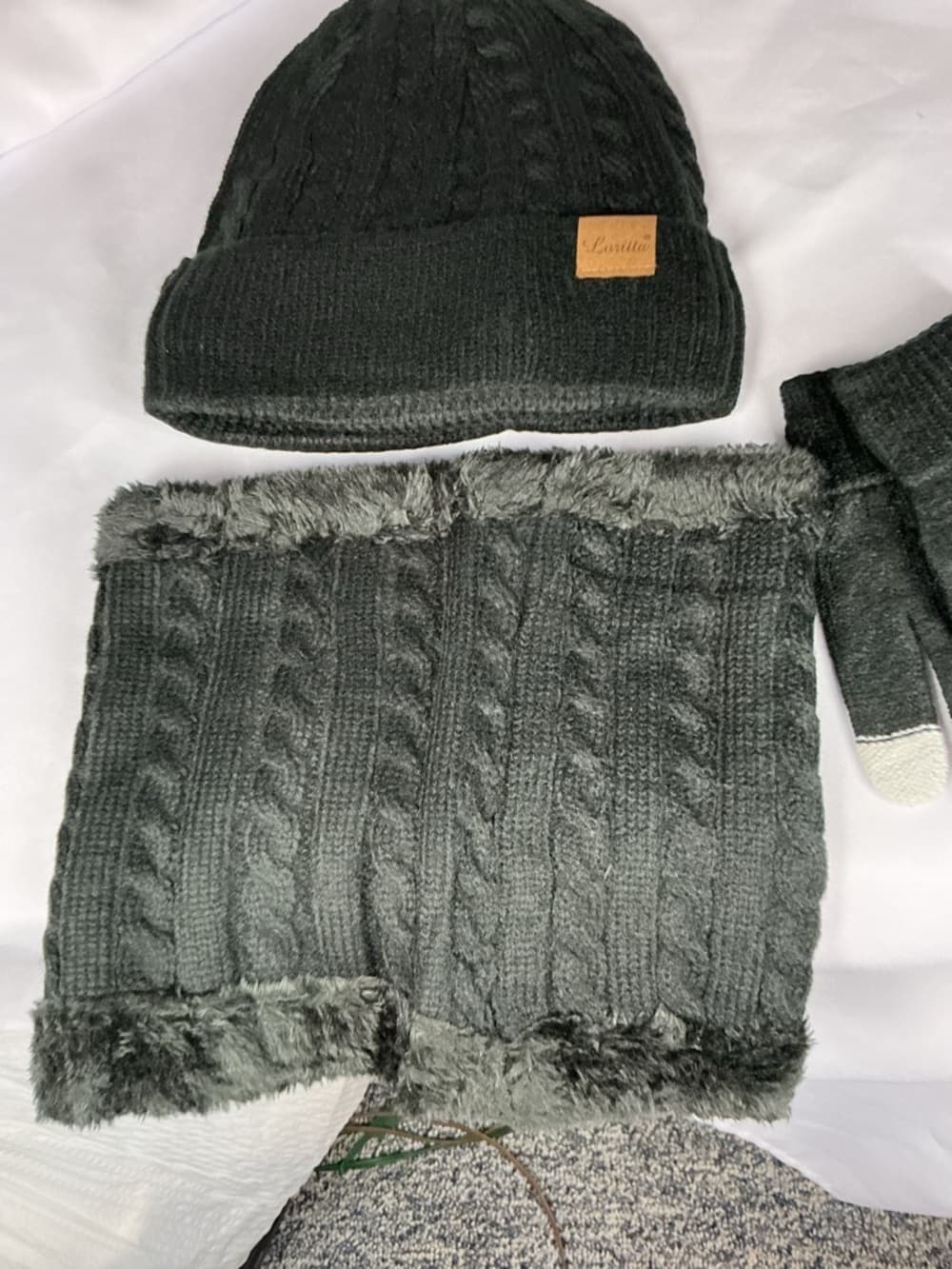 ⭐ 3pc Winter Set Beanie Scarf Gloves Black Fleece Lined Touchscreen - Thumbnail 2