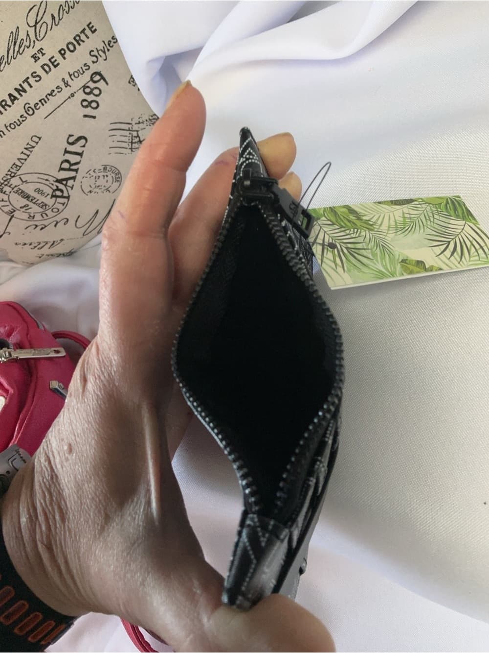 ⭐ NWT Vegan Leather Credit Card Holder Zip Wallet Black Monogram - Thumbnail 7