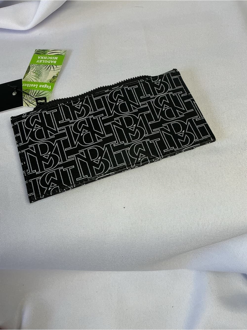 ⭐ NWT Vegan Leather Credit Card Holder Zip Wallet Black Monogram - Thumbnail 5