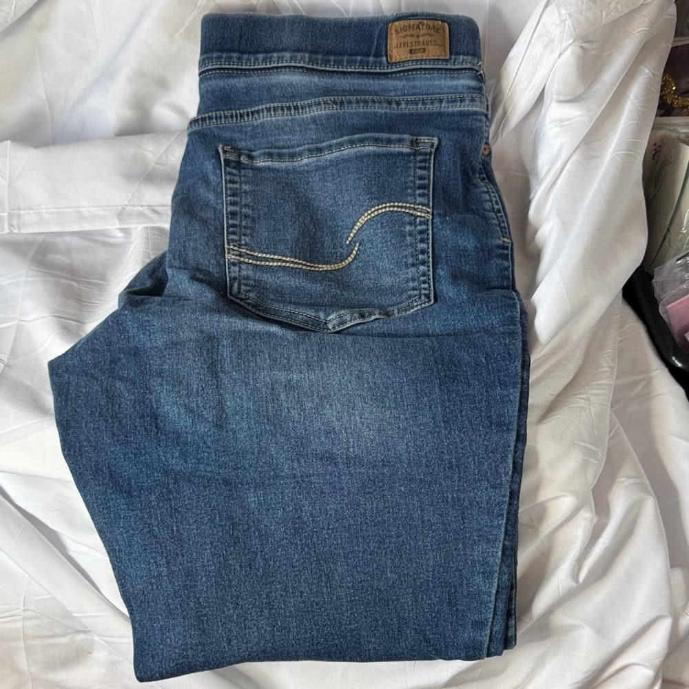 ★ Levi Strauss Signature Gold W32 L30 Straight Leg Jeans Dark Wash