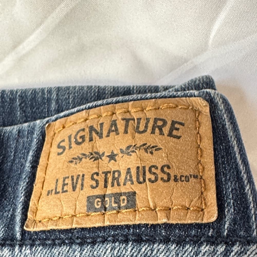 Signature by Levi Strauss Blue Denim with Tan Label