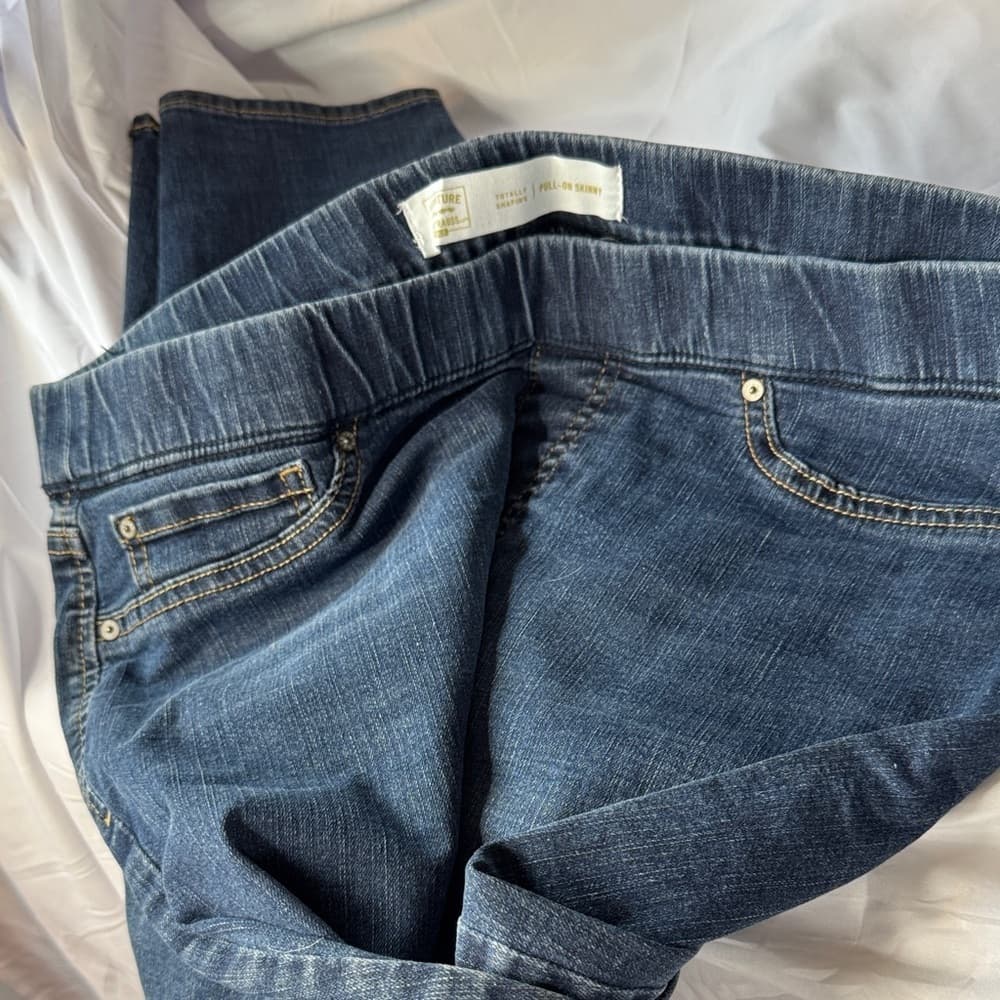Signature by Levi Strauss Blue Denim with Tan Label - Thumbnail 3