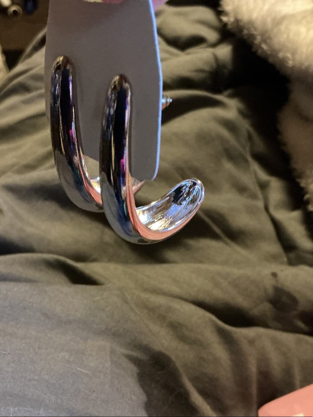 ⭐ Silver Tone Chunky Hoop Earrings Minimalist Retro Statement Hoops - Thumbnail 7