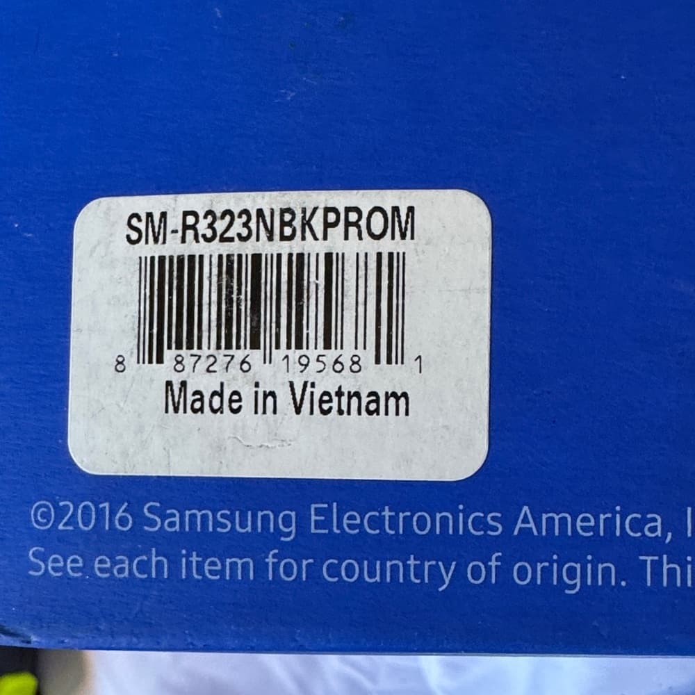 Samsung Gear VR Headset - Black - Thumbnail 3