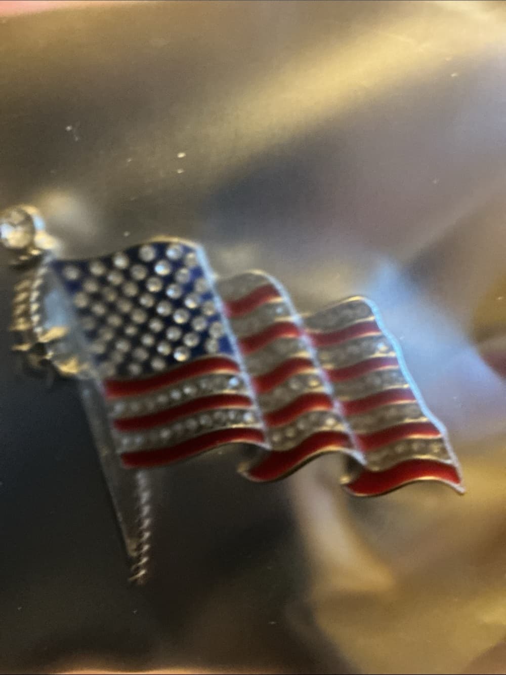 ⭐ American Flag Rhinestone Brooch Pin USA Patriotic Silver Tone New