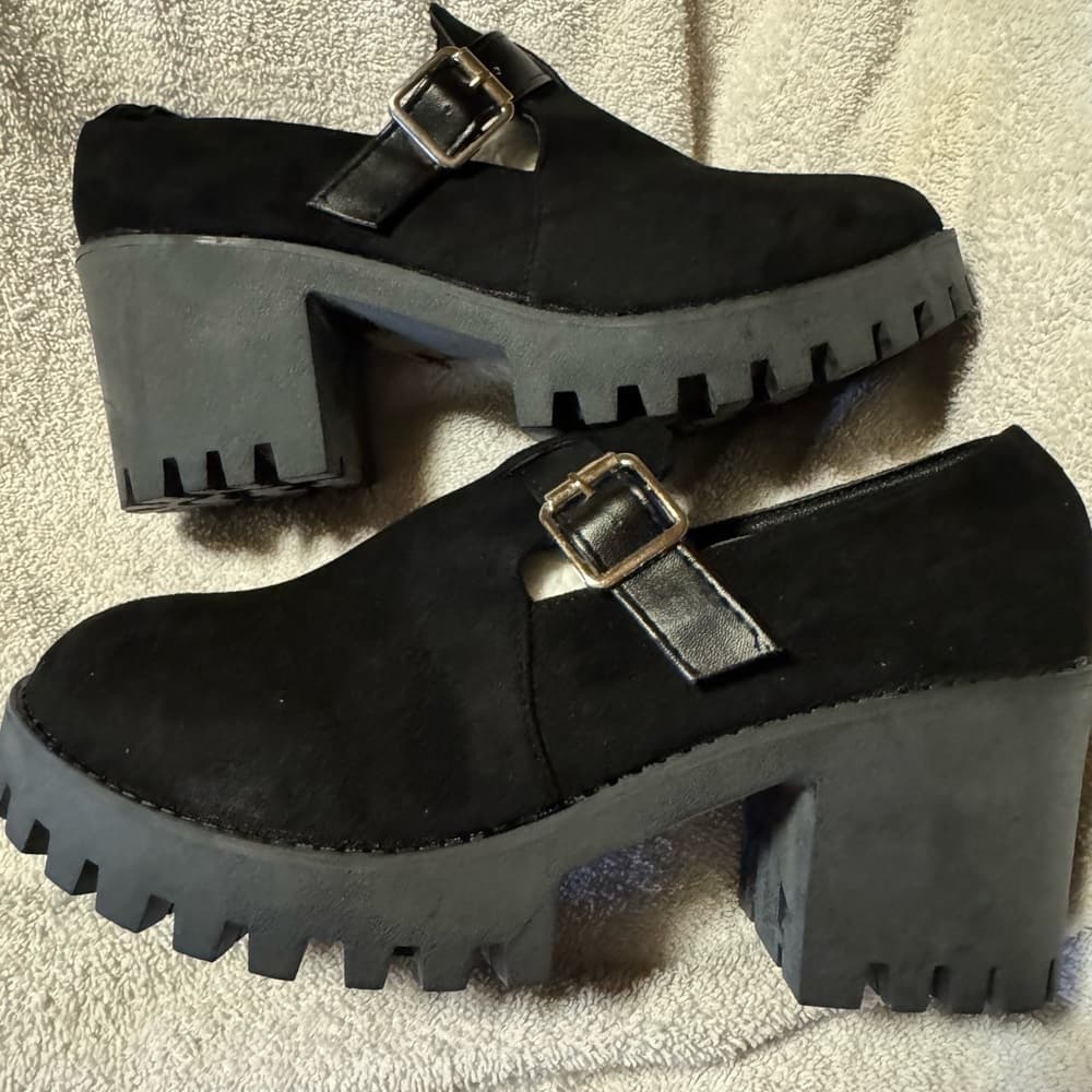 Black Suede Platform Mary Jane Shoes with Chunky Sole