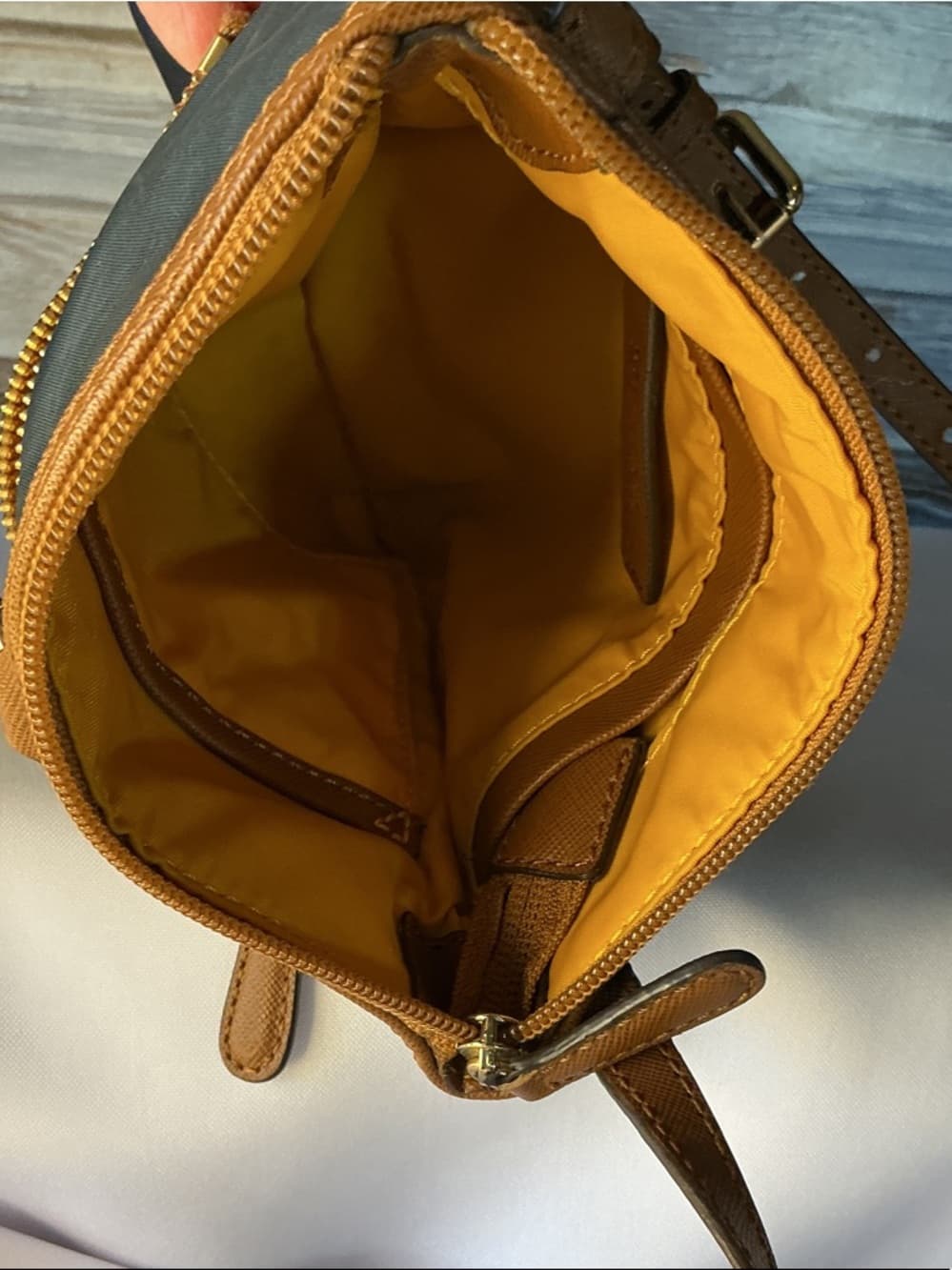 ⭐ Michael Kors Navy Nylon Crossbody Bag Tan Trim Travel Purse - Thumbnail 7