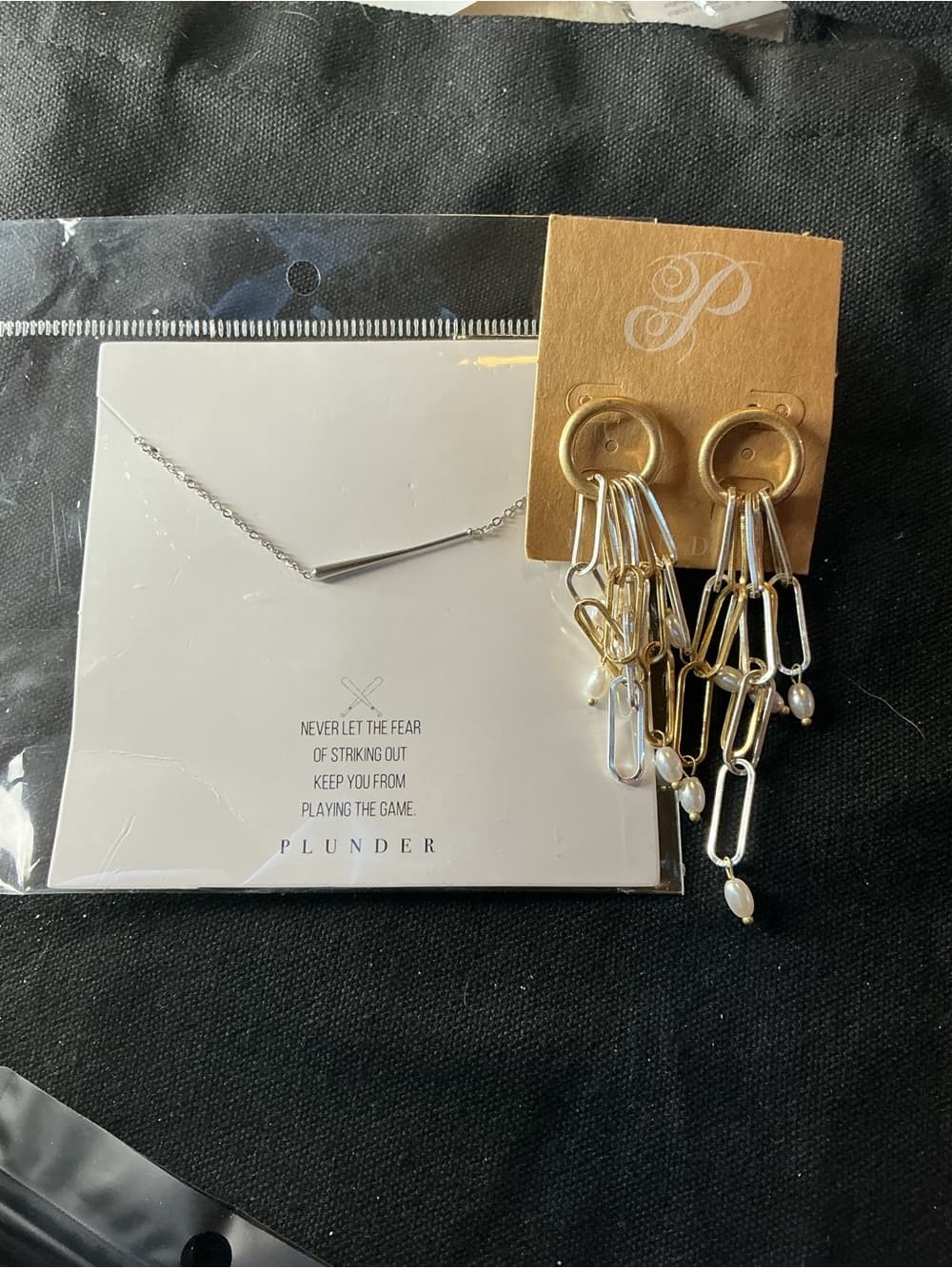 ⭐️Plunder Silver Bar Necklace with Gold & Silver Mixed Chain Drop Earrings