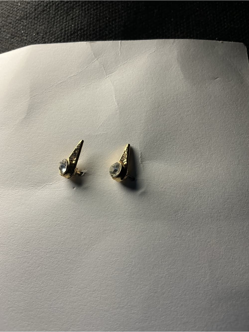 ⭐ Gold Tone Rhinestone Spike Stud Earrings Edgy Minimalist Glam - Thumbnail 2