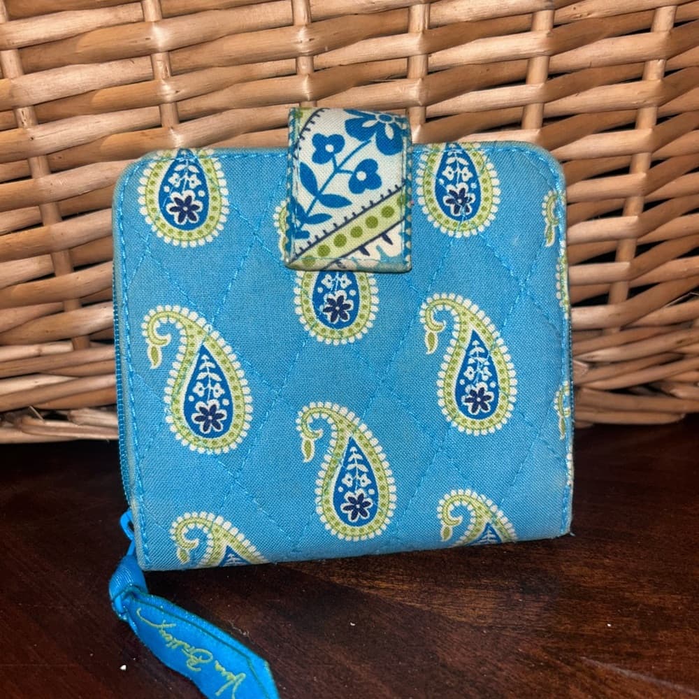 ★ Vera Bradley Blue Paisley Quilted Wallet Wristlet Organizer - Thumbnail 10