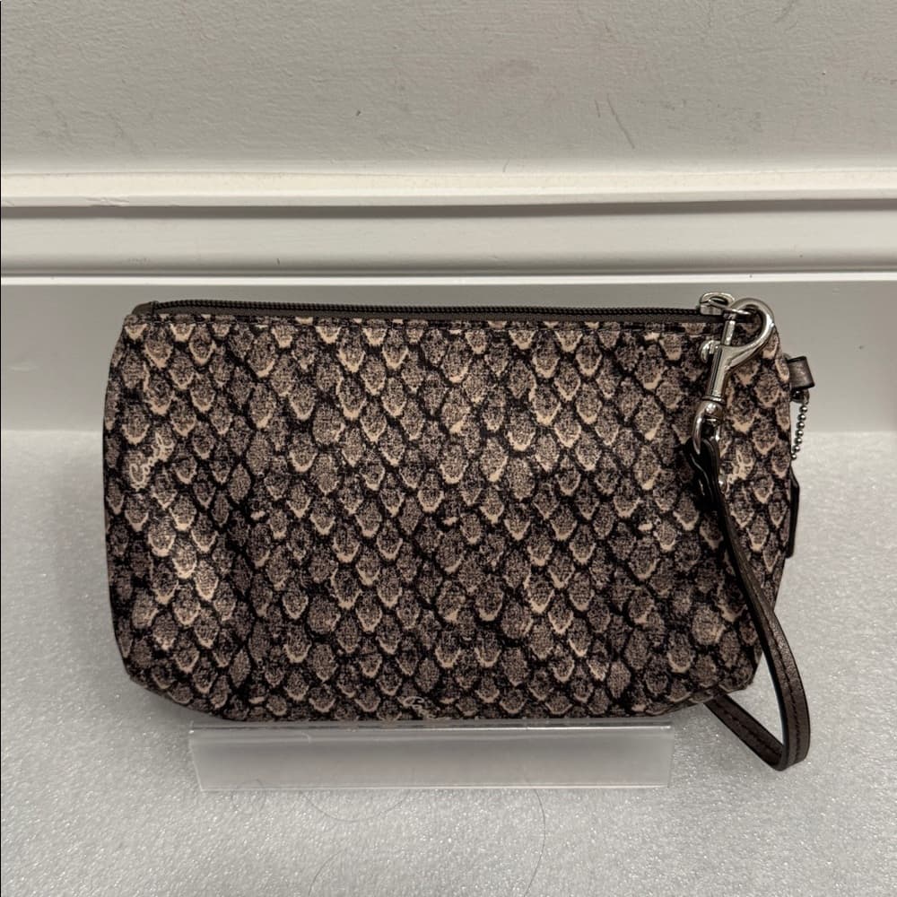 ⭐ Coach Snake Print Wristlet Pouch Signature Turnlock Zip Clutch Wallet