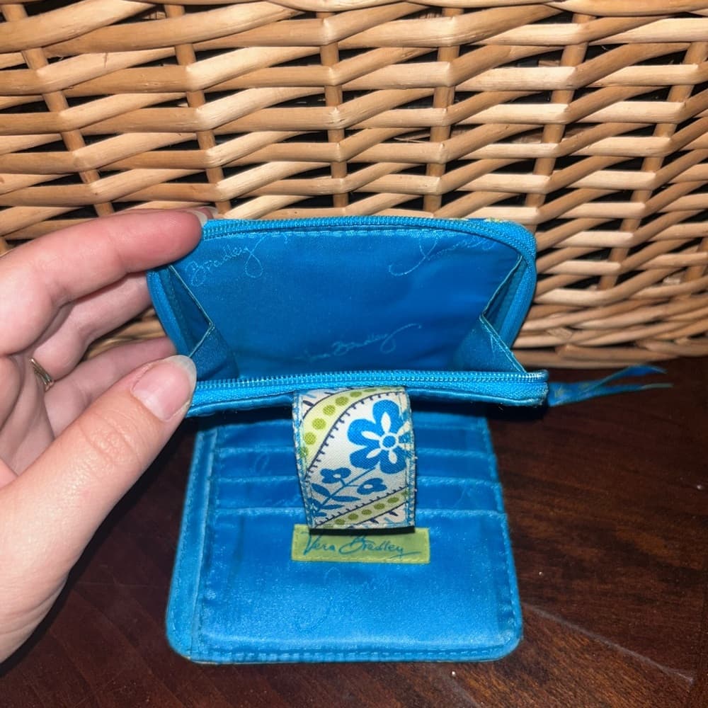 ★ Vera Bradley Blue Paisley Quilted Wallet Wristlet Organizer - Thumbnail 6