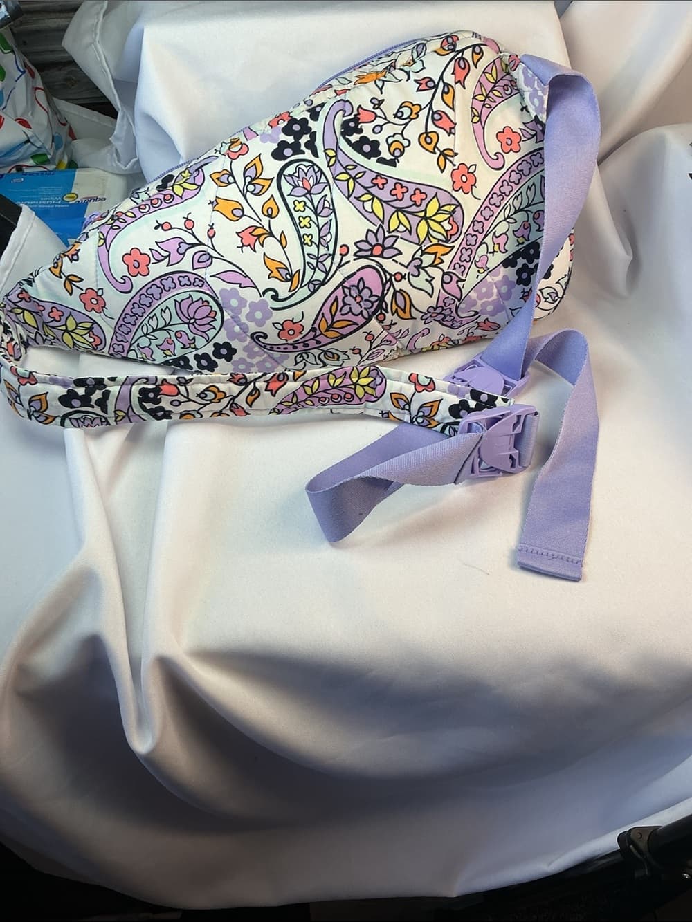 ⭐ Vera Bradley Lavender Paisley Quilted Crossbody Sling Bag - Thumbnail 4