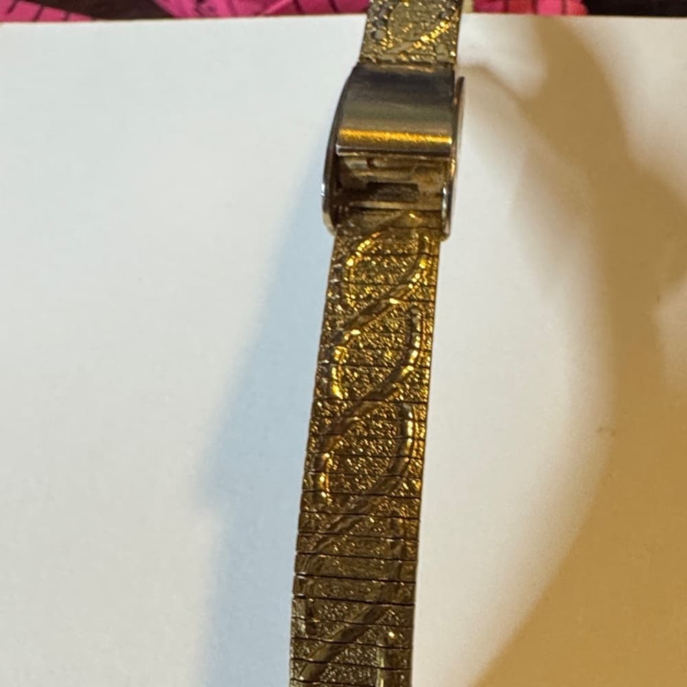 Acqua Gold Quartz Watch