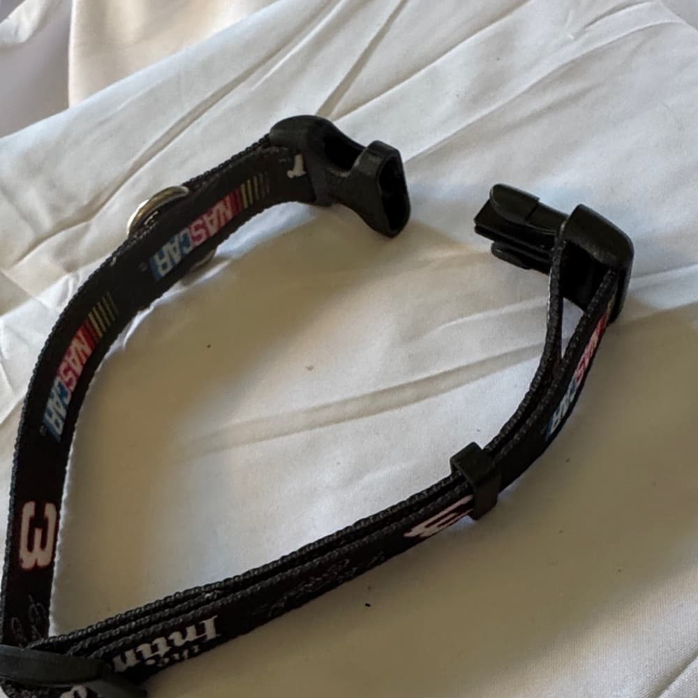 NASCAR Black Adjustable Pet Collar - Thumbnail 2