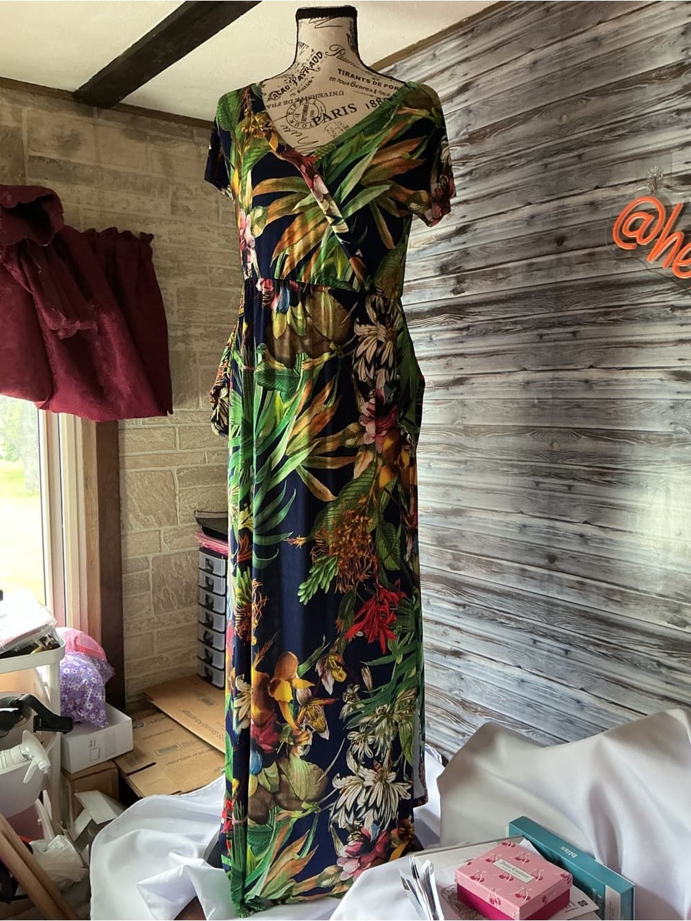 ⭐ Tropical Floral Maxi Dress Navy Botanical Print Pockets Boho Chic
