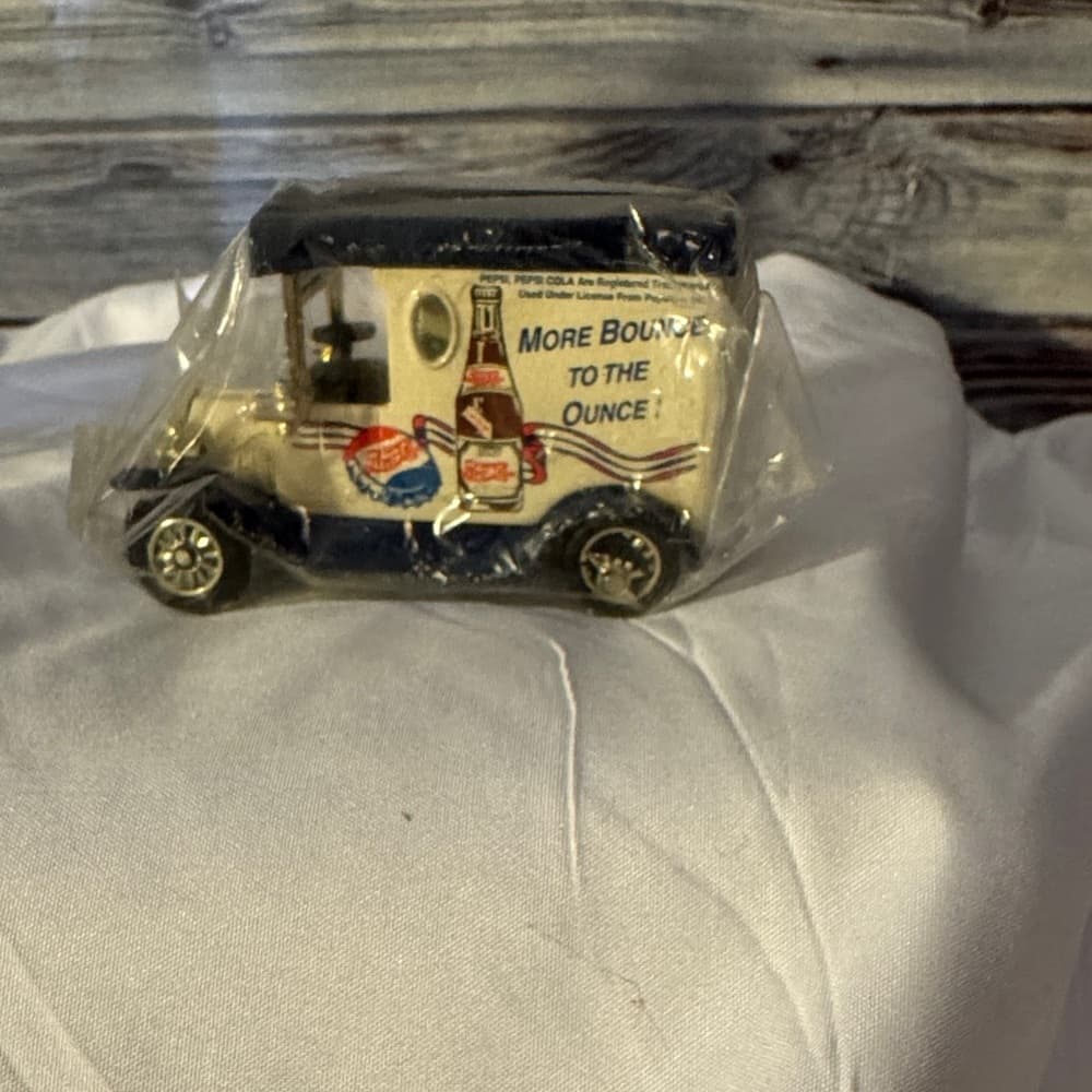 Pepsi Diecast Model Car with Blue and Cream Design - Thumbnail 4