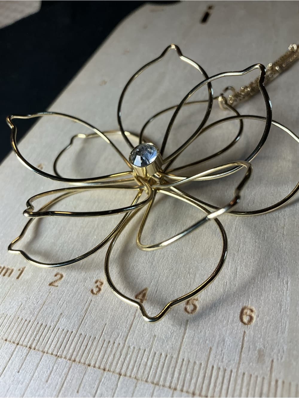 ★ Gold Tone Crystal Flower Pendant Necklace Statement Floral Jewelry - Thumbnail 10