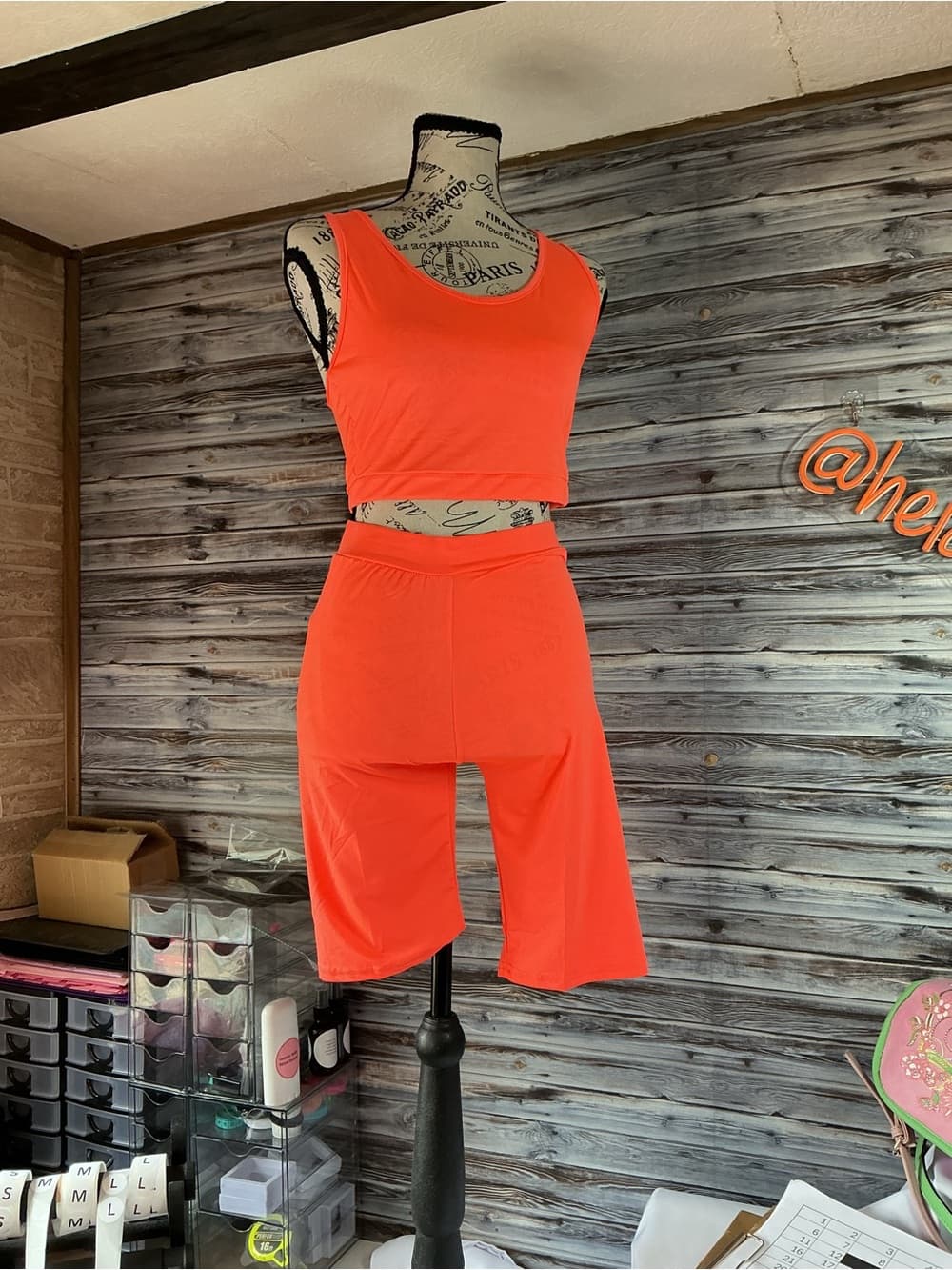 ⭐ Neon Coral Activewear Set Crop Top Biker Shorts Lounge Workout Outfit - Thumbnail 7