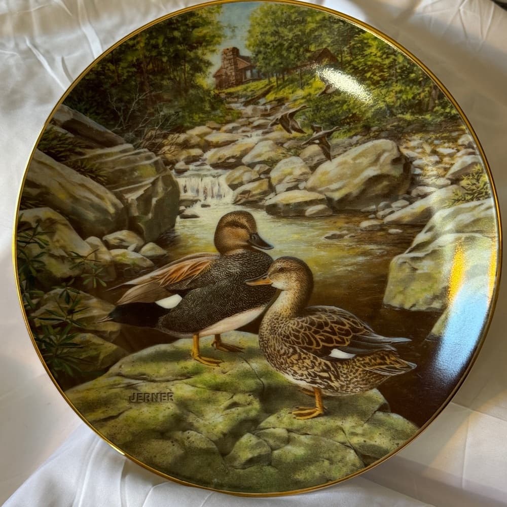 Edwin M. Knowles Fine China Plate - Thumbnail 5