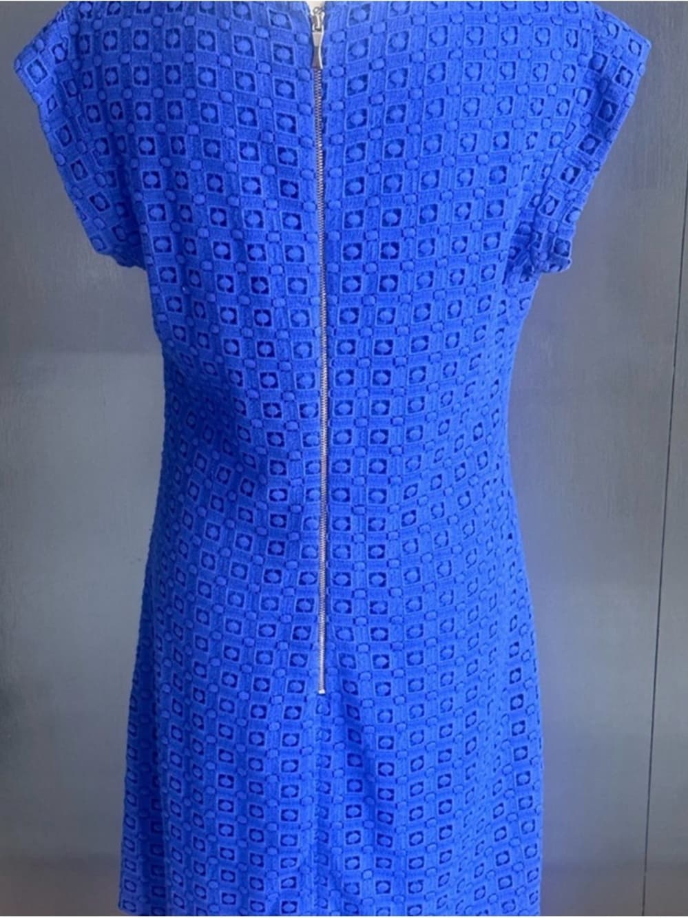 ★ Blue Textured Fit & Flare Dress Size 10 Short Sleeve V-Neck - Thumbnail 2