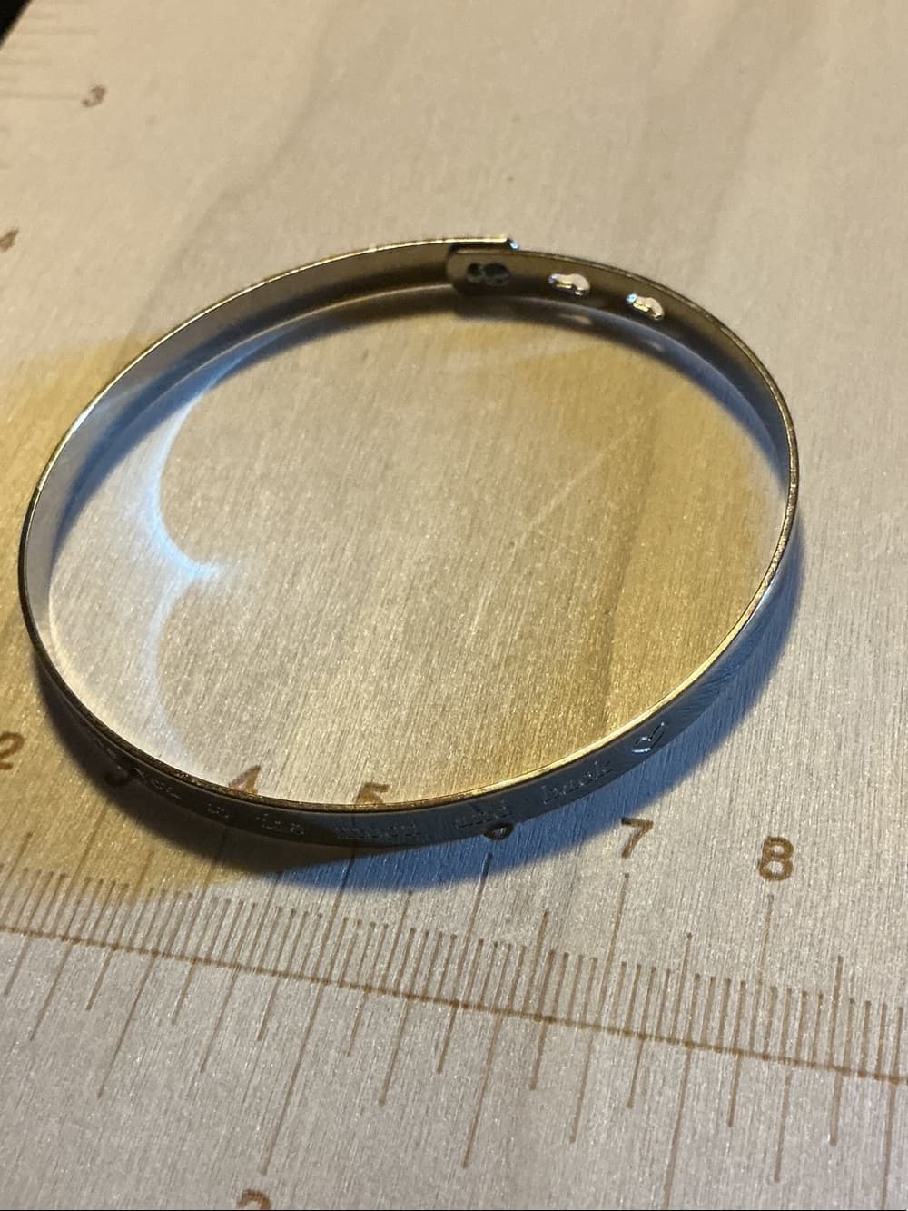 ★ “I Love You to the Moon & Back” Silver Tone Bangle - Thumbnail 3