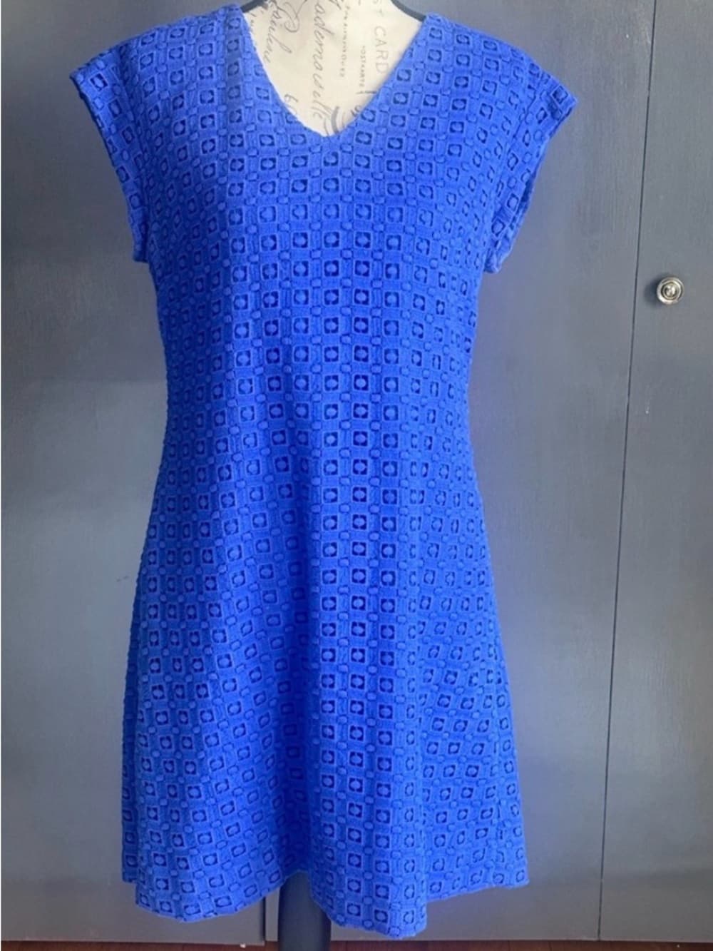 ★ Blue Textured Fit & Flare Dress Size 10 Short Sleeve V-Neck - Thumbnail 5