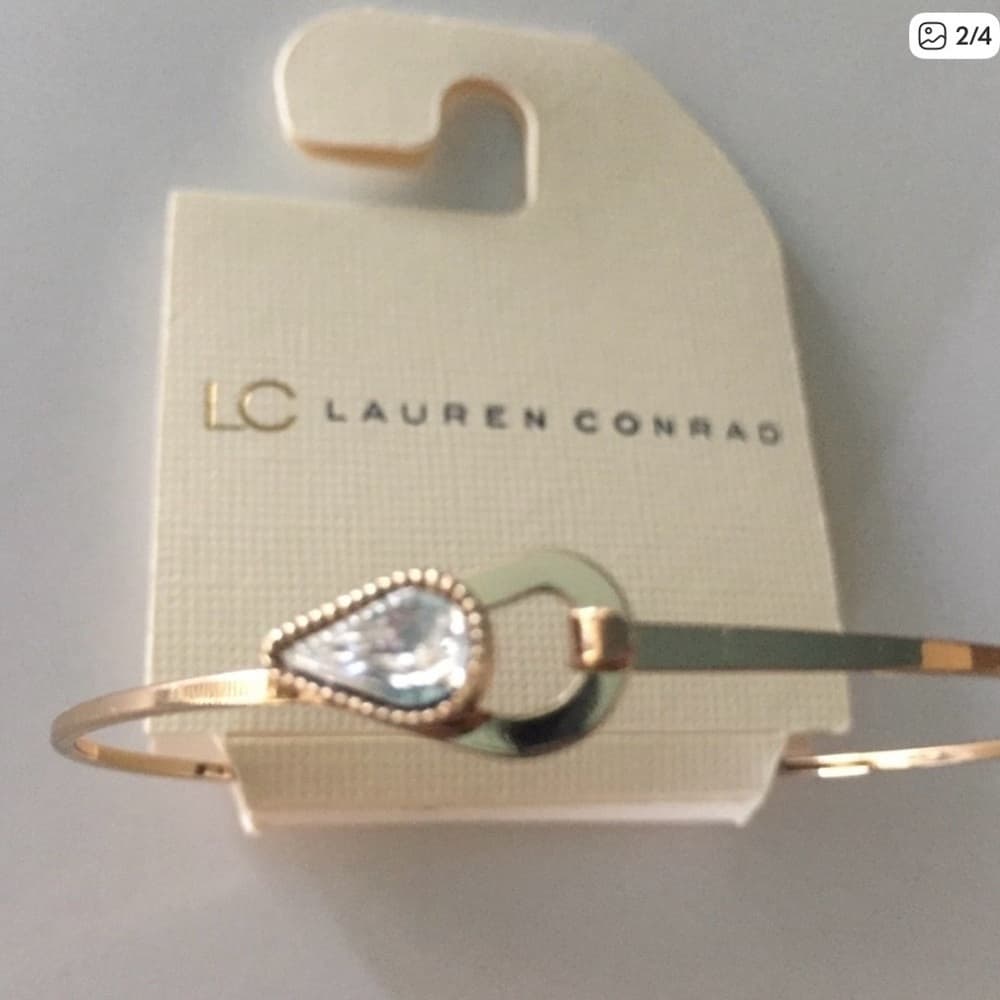 LC Lauren Conrad Gold Bangle Bracelet w/ Crystal Heart Accentb