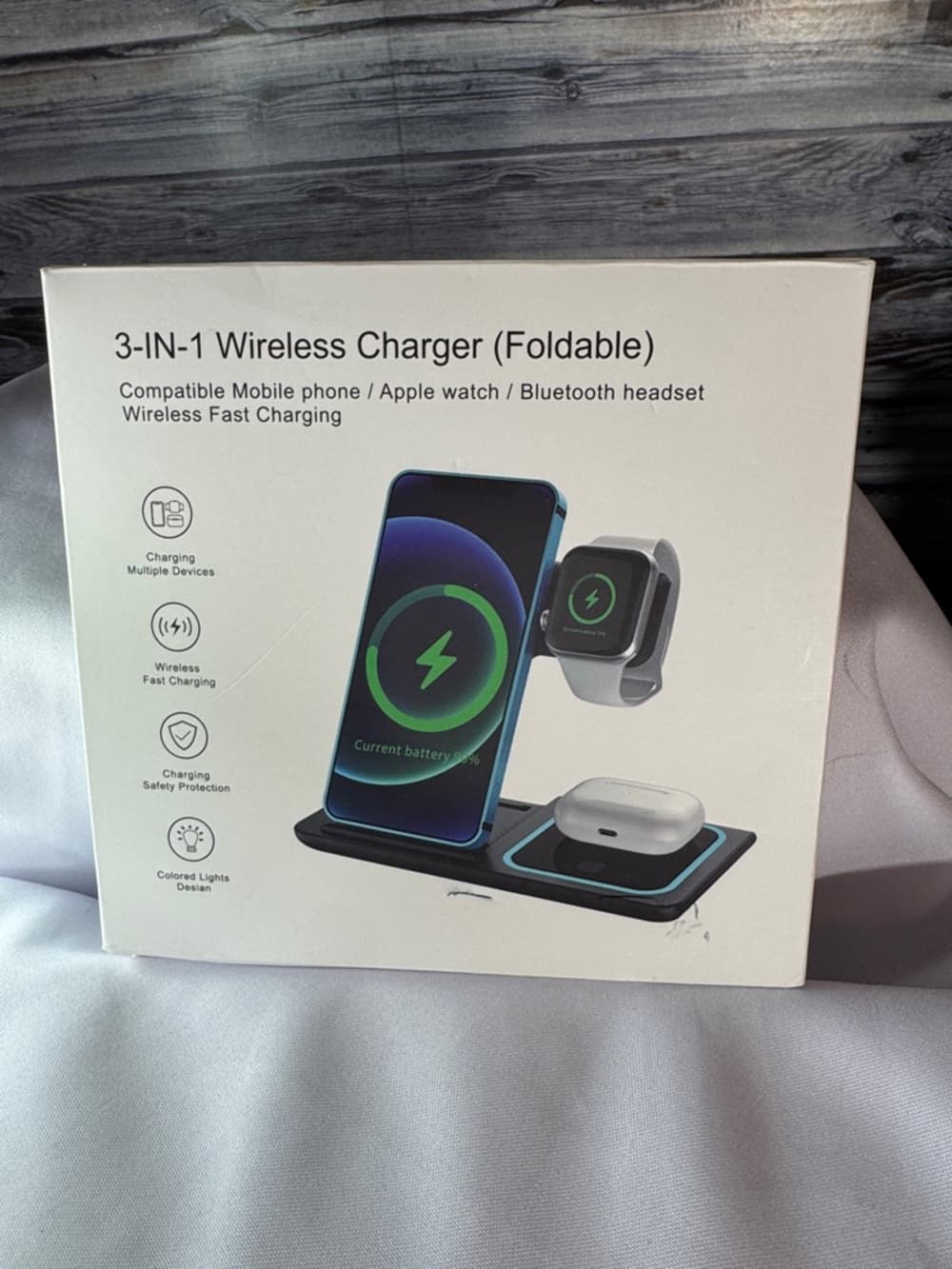3-in-1 Wireless Charger Foldable Fast Charging Station Phone Watch - Thumbnail 2