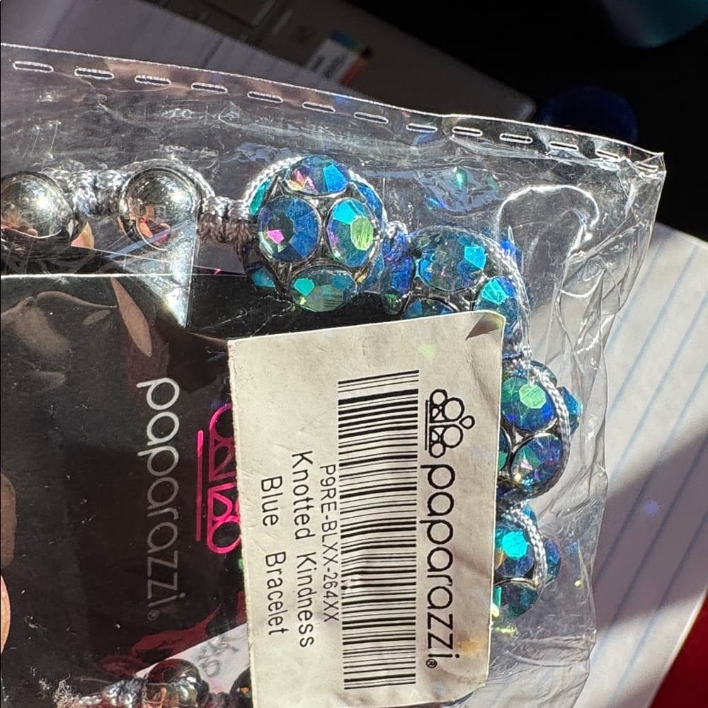 NWT Blue/Silver Iridescent Bracelet - Thumbnail 3