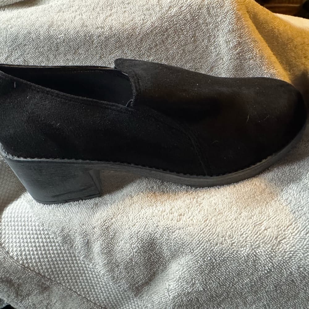 Elegant Black Women's Shoes