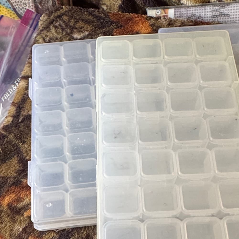 ★ Clear Plastic Craft Storage Organizer Box Bead Diamond Art Container - Thumbnail 3