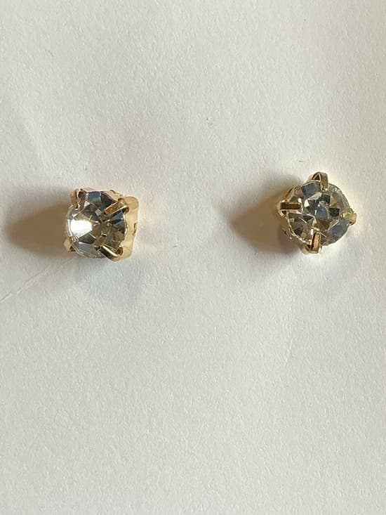 ⭐ Gold Tone Clear Rhinestone Stud Earrings Classic Sparkly Glam - Thumbnail 4