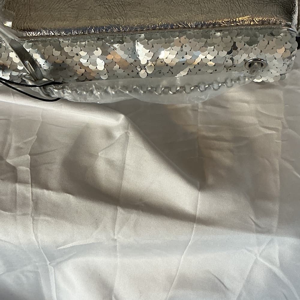 ⭐ Silver Sequin Clutch Evening Bag Sparkly Wristlet Party Purse NWT - Thumbnail 4