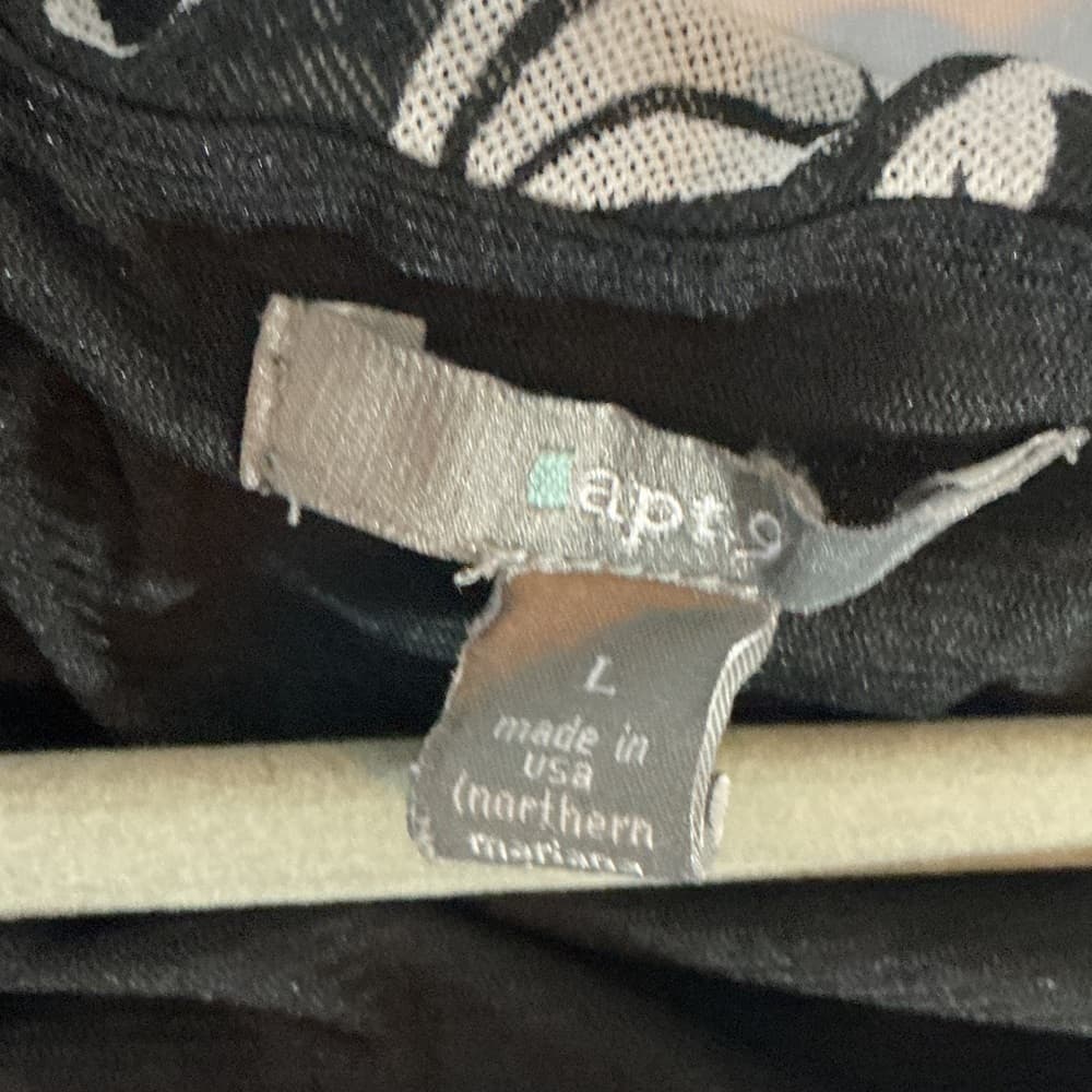 Apt. 9 Black and White Paisley Blouse - Thumbnail 2