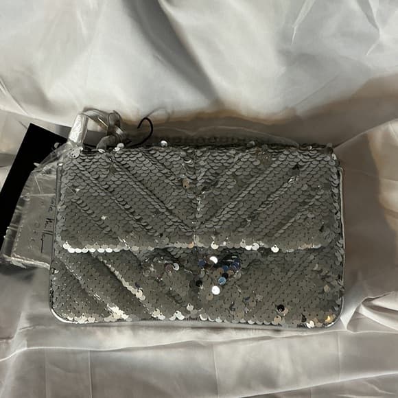 ⭐ Silver Sequin Clutch Evening Bag Sparkly Wristlet Party Purse NWT - Thumbnail 9