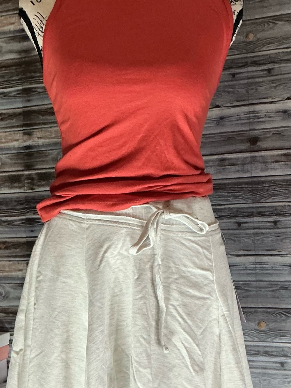 ⭐ Red Sleeveless Turtleneck Top Fitted Stretch Layering Basic NWT