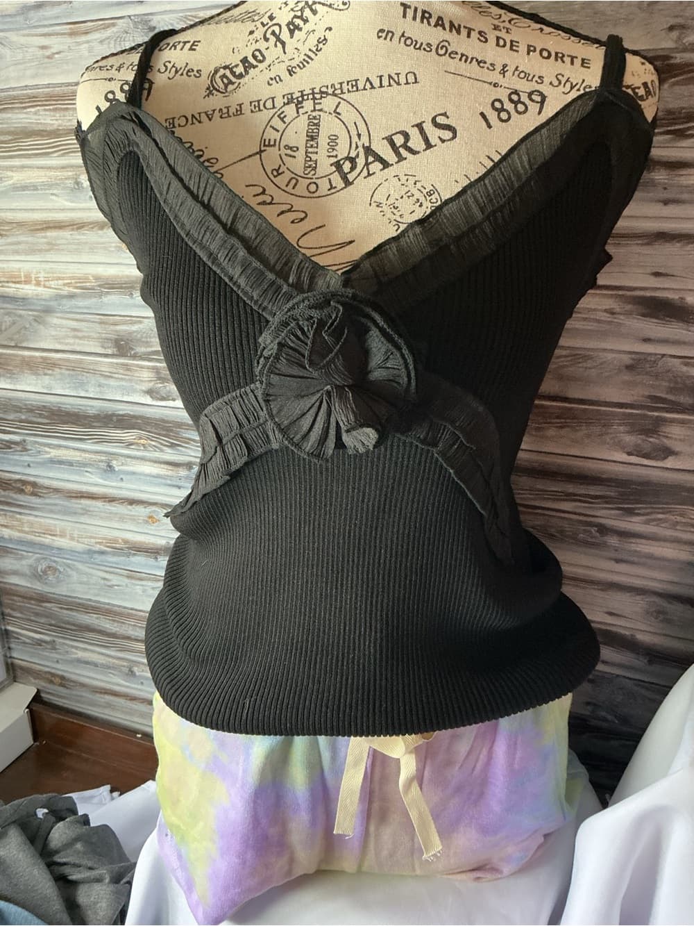 ★ Easel Ribbed Ruffle Cami Tank Floral Rosette Boho Boutique - Thumbnail 2