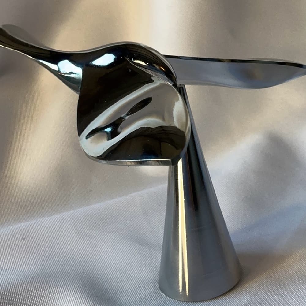 ★ Modern Kinetic Bird Sculpture Silver Metal Balance Desk Art Decor