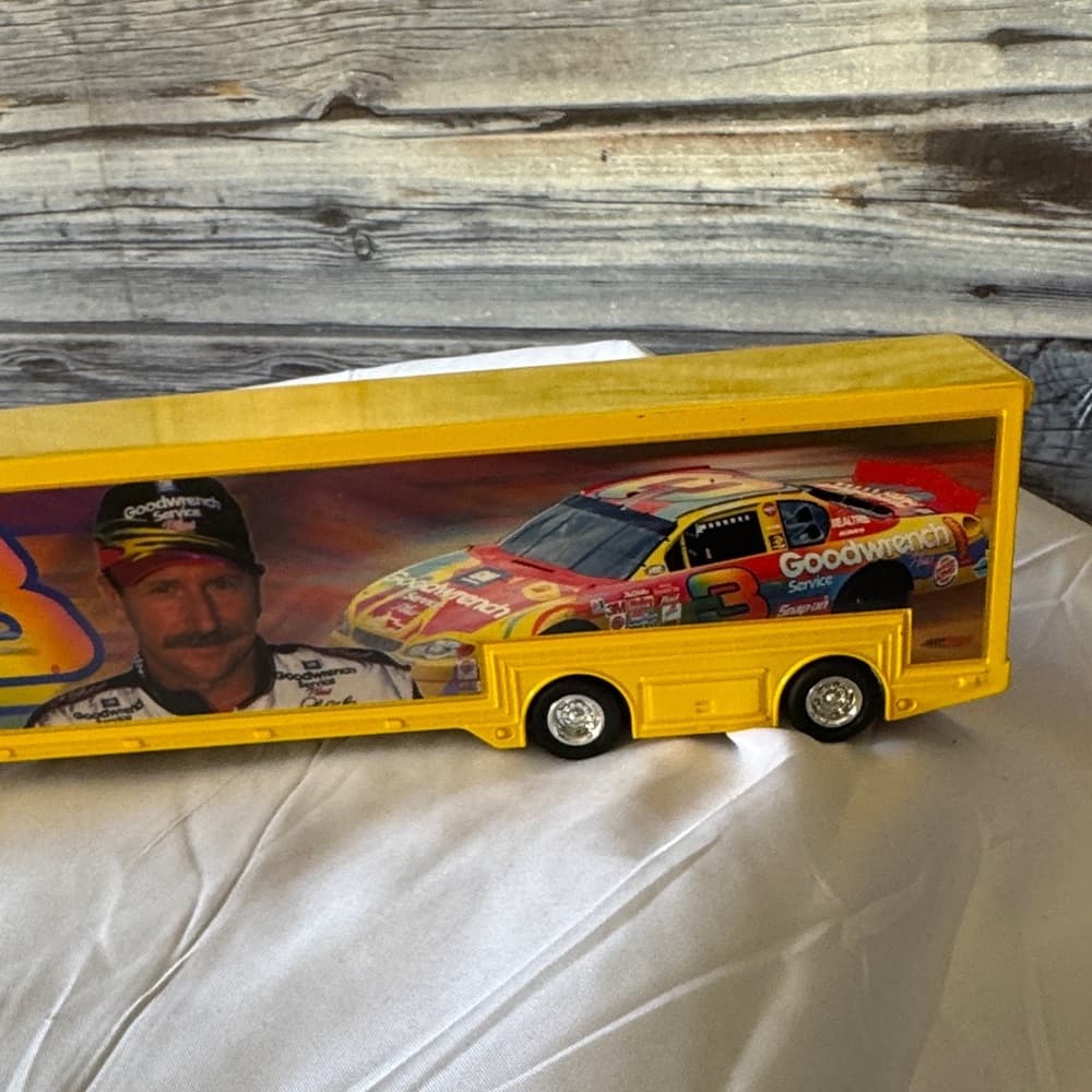 Dale Earnhardt Truck and Trailer - Thumbnail 3