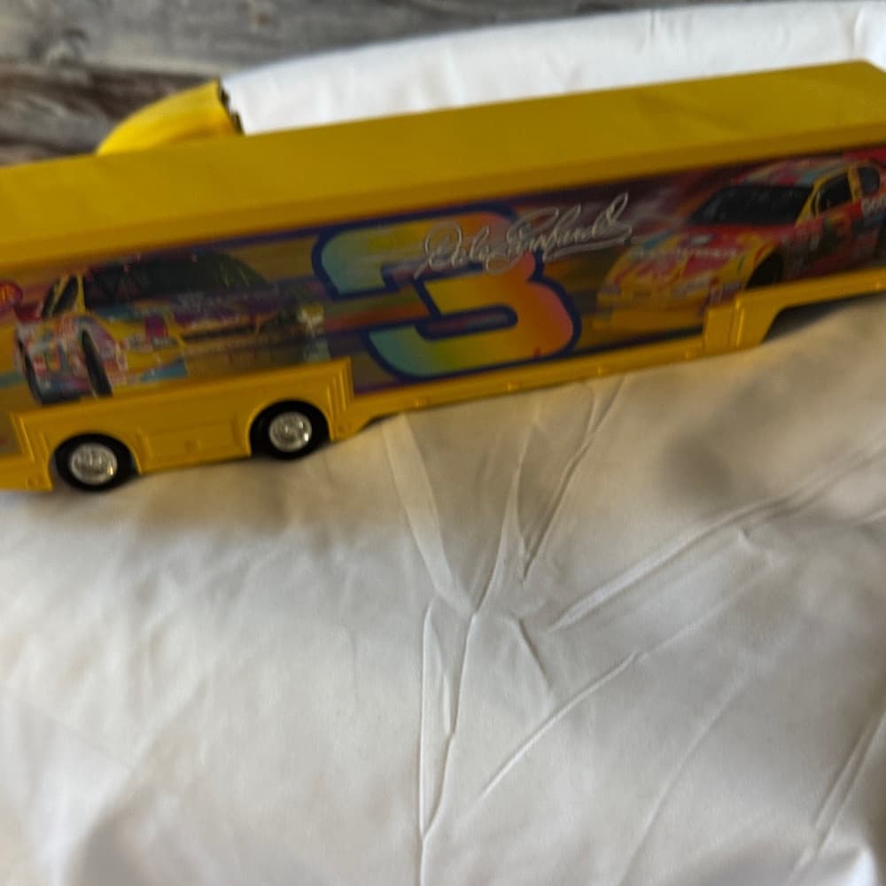 Dale Earnhardt Truck and Trailer - Thumbnail 5