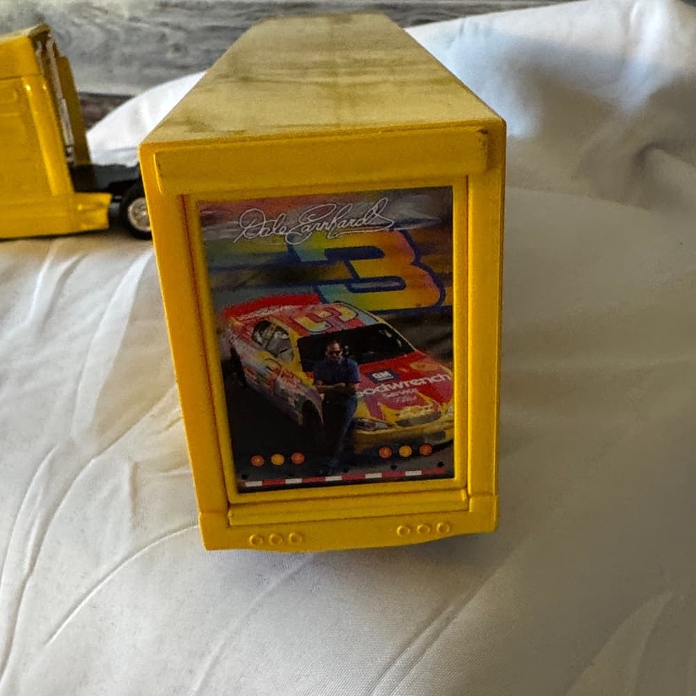 Dale Earnhardt Truck and Trailer - Thumbnail 4